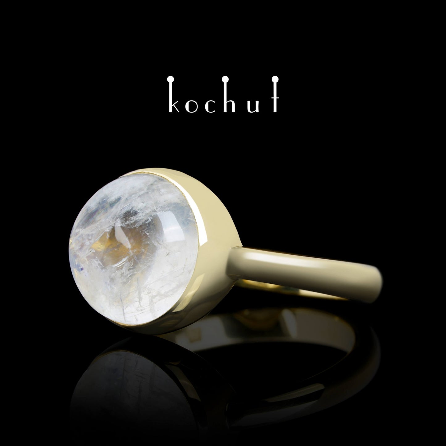 Supermoon — Ring aus Gelbgold mit Mondstein