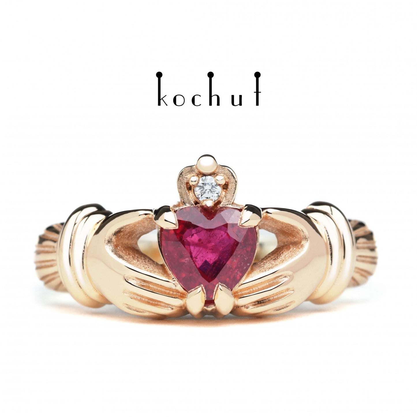 Claddagh: Liebe – Verlobungsring aus Rot- und Weißgold mit Rubin und Diamant.
