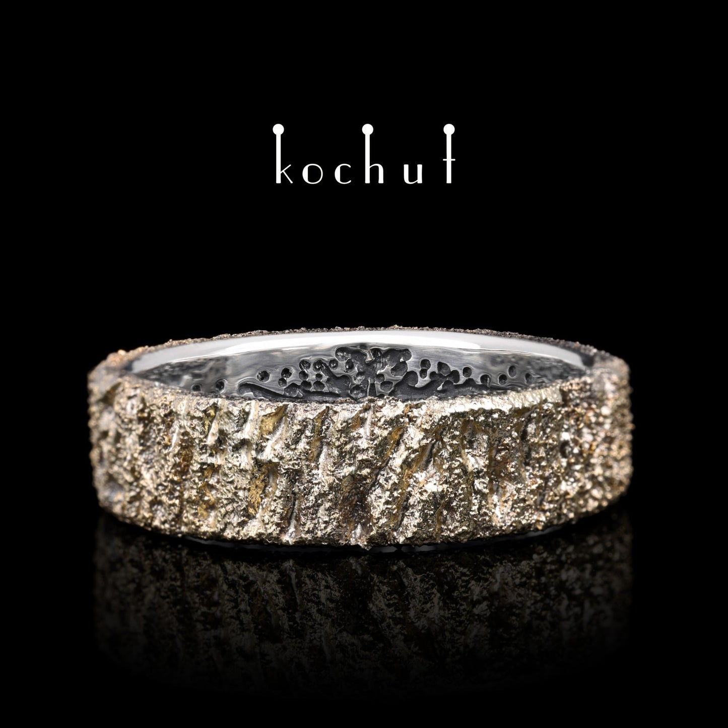 Baum des Lebens: Eichenrinde – Ehering aus oxidiertem Sterlingsilber, mit Belag aus Gelbgold