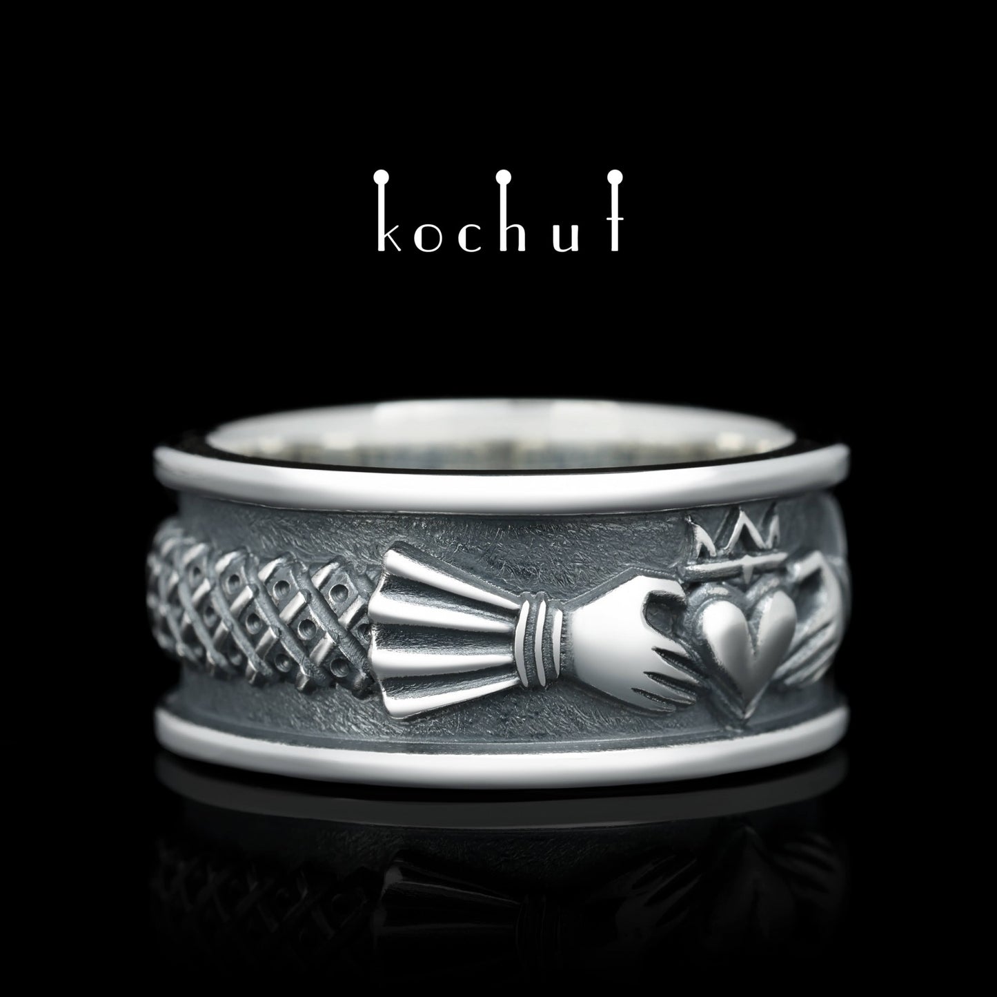 Claddagh — Ring aus oxidiertem Silber