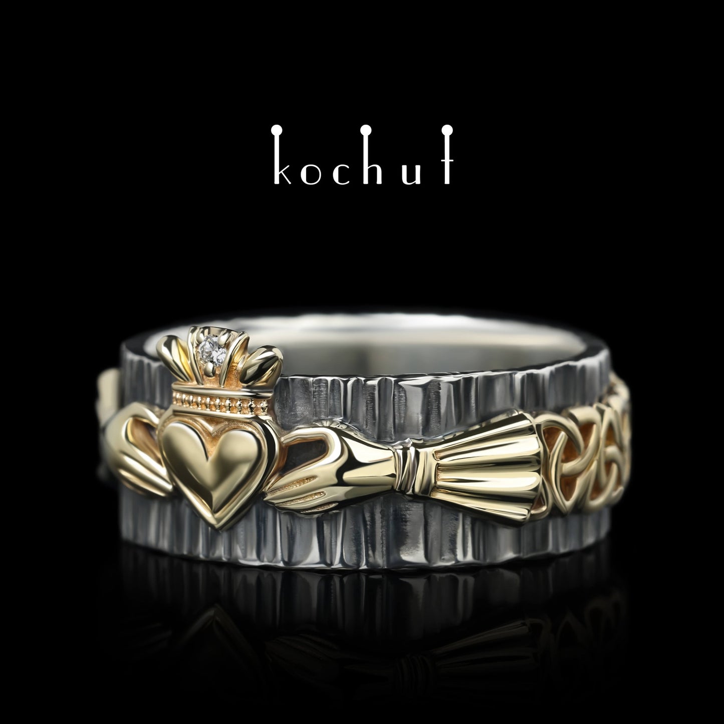 Claddagh: Freundschaft — Ring aus oxidiertem Silber und Gelbgold mit Diamant