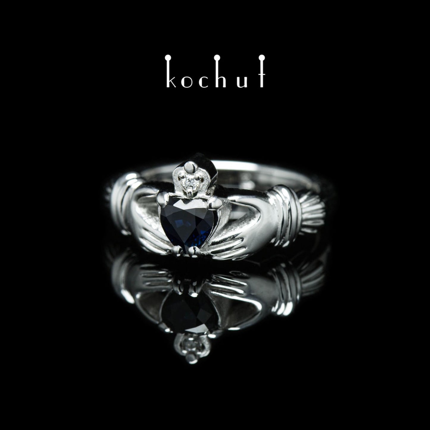 Claddagh: Liebe — Ring aus Weißgold mit Saphir und Diamant, beschichtet mit weißem Rhodium