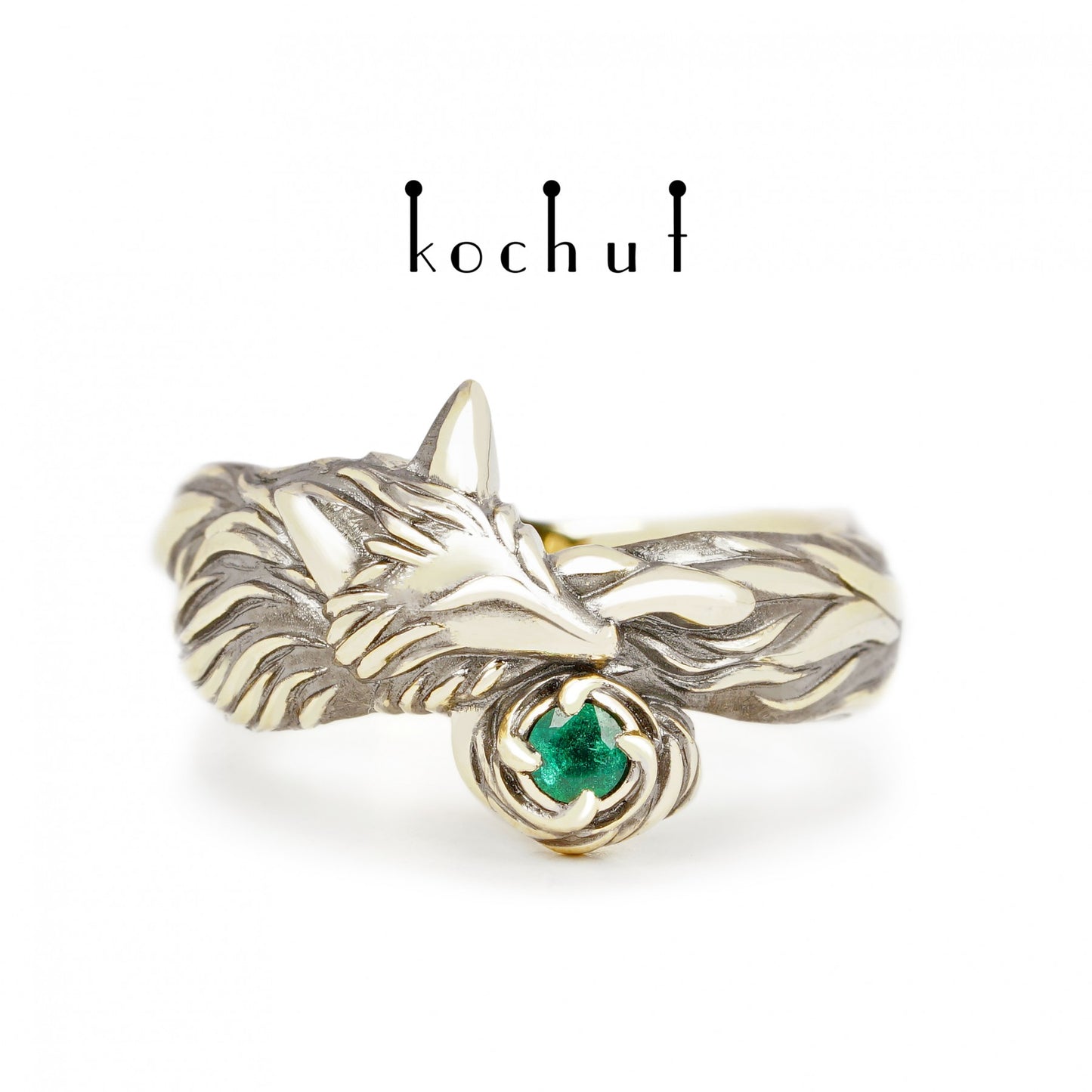 Kleiner Fuchs - Ring aus Gelbgold mit Smaragd, überzogen mit schwarzem Rhodium
