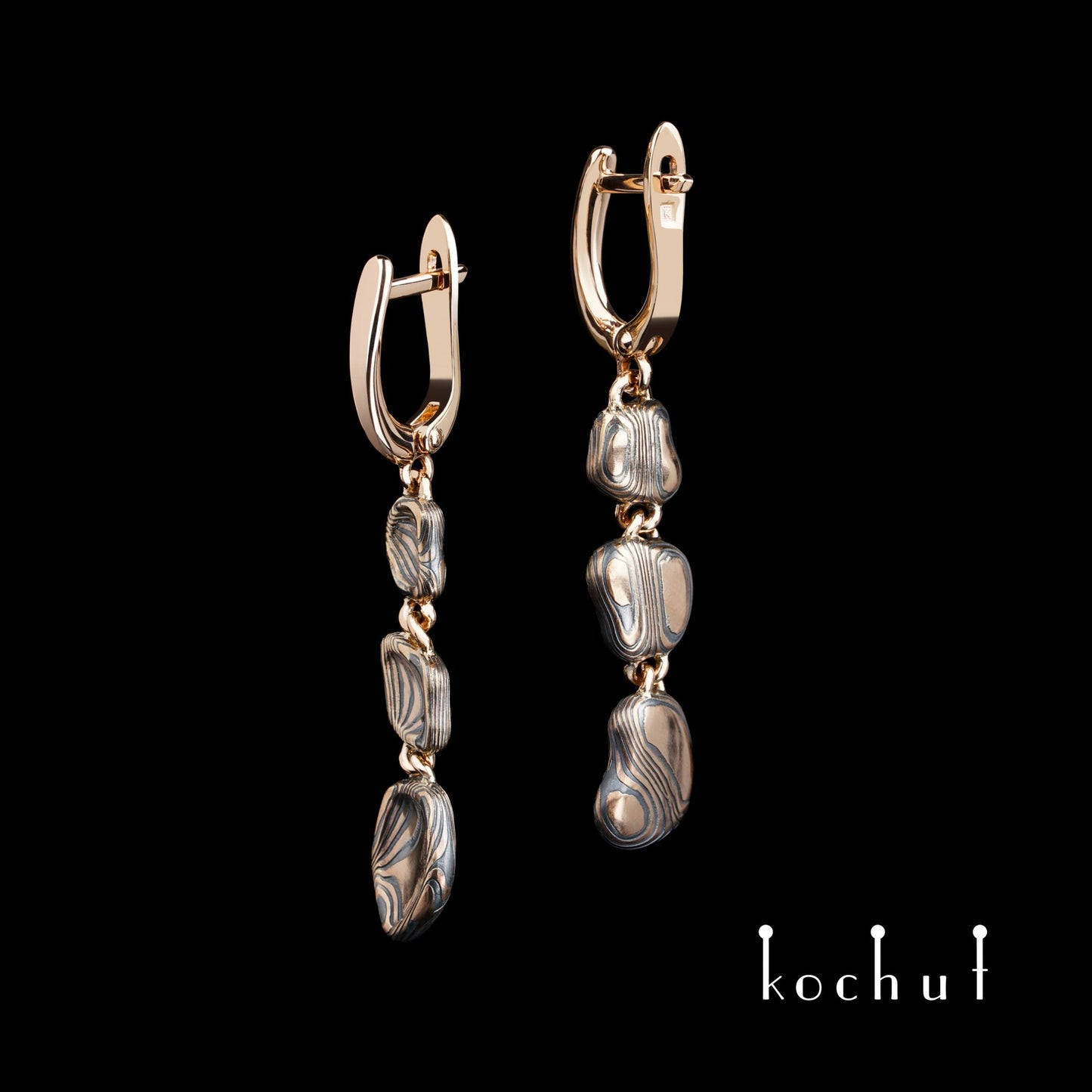 Kalahari – Mokume-Ohrringe aus geätztem und oxidiertem Silber und Rotgold