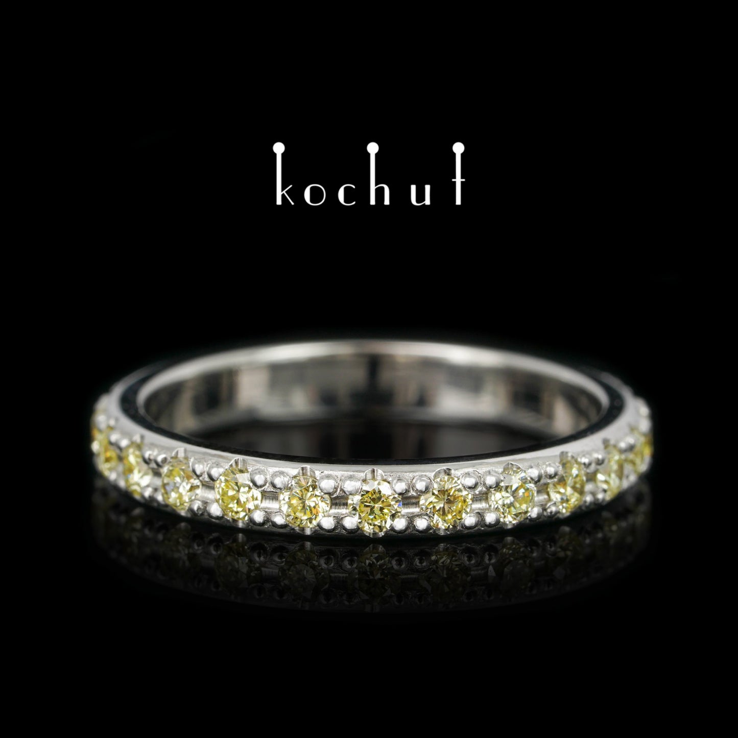 Meine Umlaufbahn — Ring aus Wießgold mit gelbe Diamanten