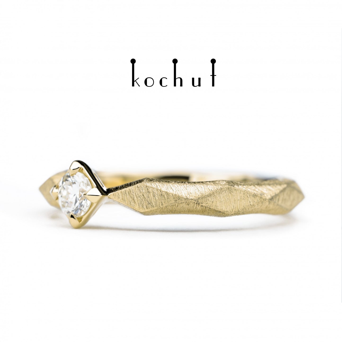 Meine Königin - Verlobungsring aus Gelbgold mit Diamant (0,13 ct)