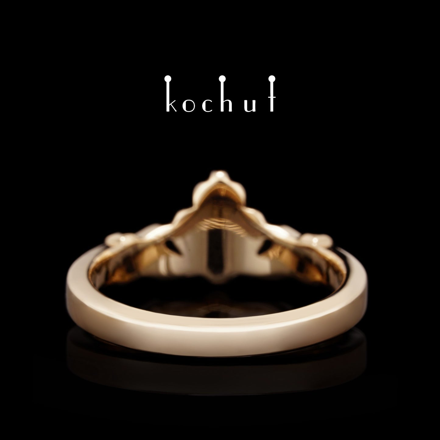 Claddagh — Ring aus Rotgold mit Diamant