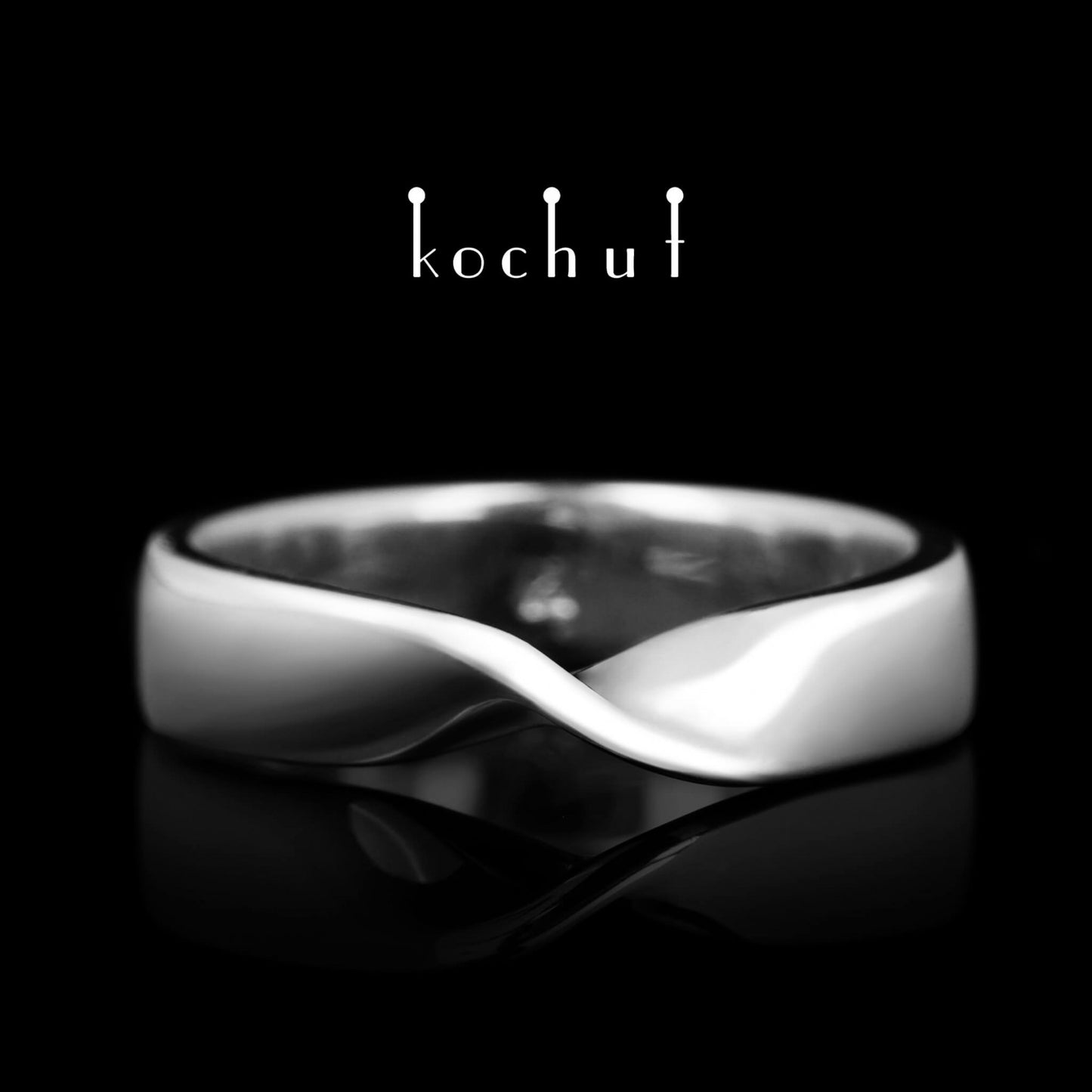 Möbiusband: breit — Ehering aus Weißgold, beschichtet mit weißem Rhodium (4.4 mm)