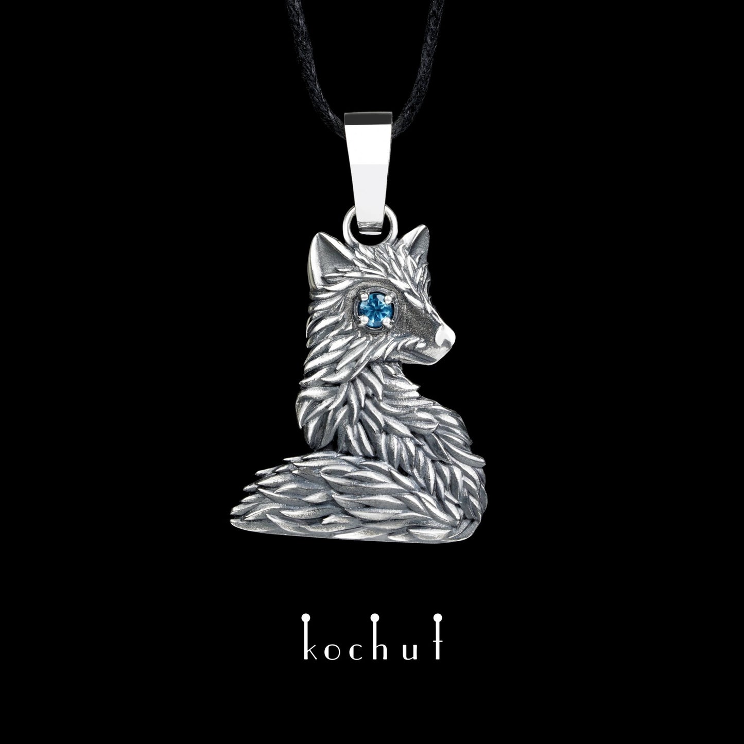 Kleiner Fuchs — Anhänger aus oxidiertem Silber mit Topas