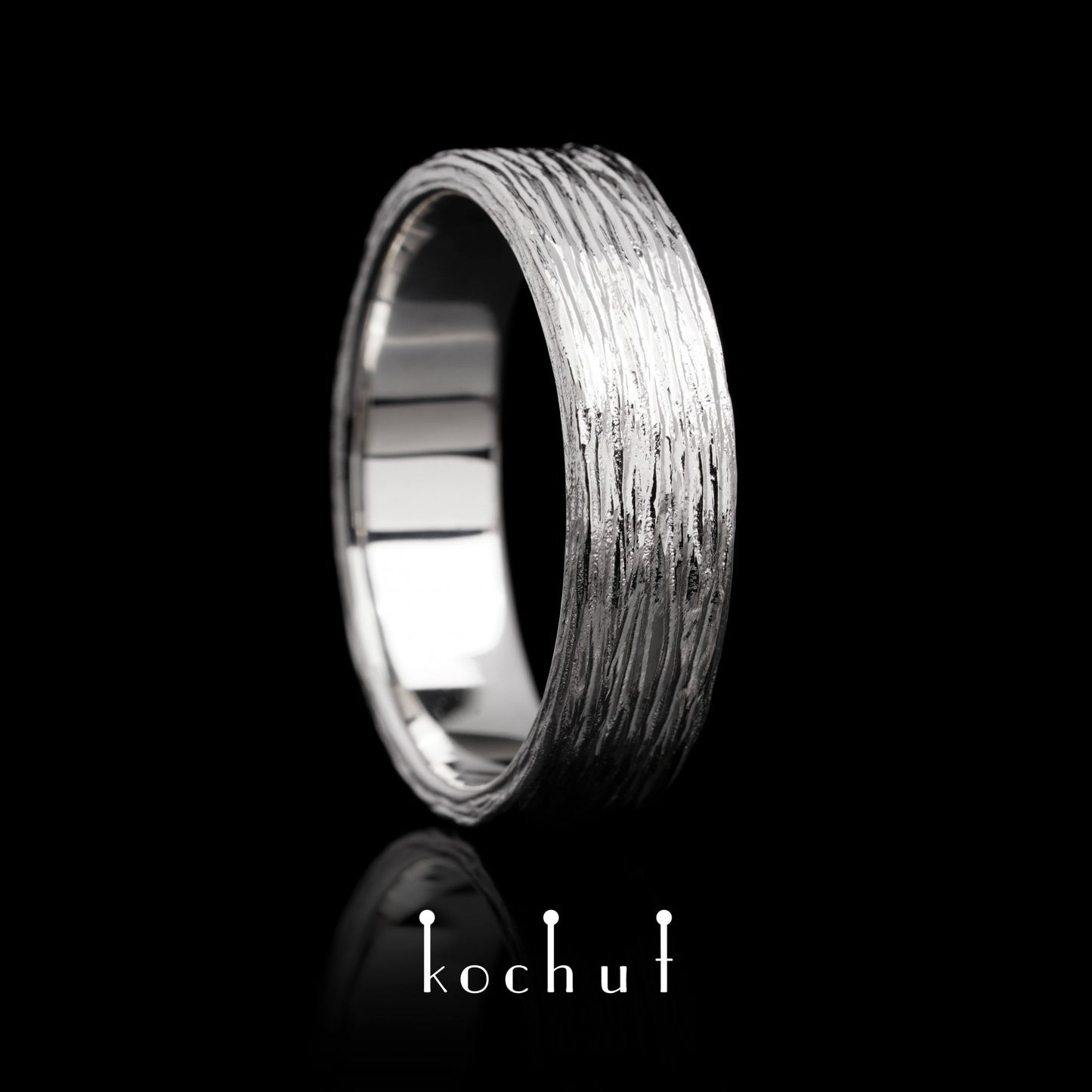 Baumrinde — Ehering aus Platin
