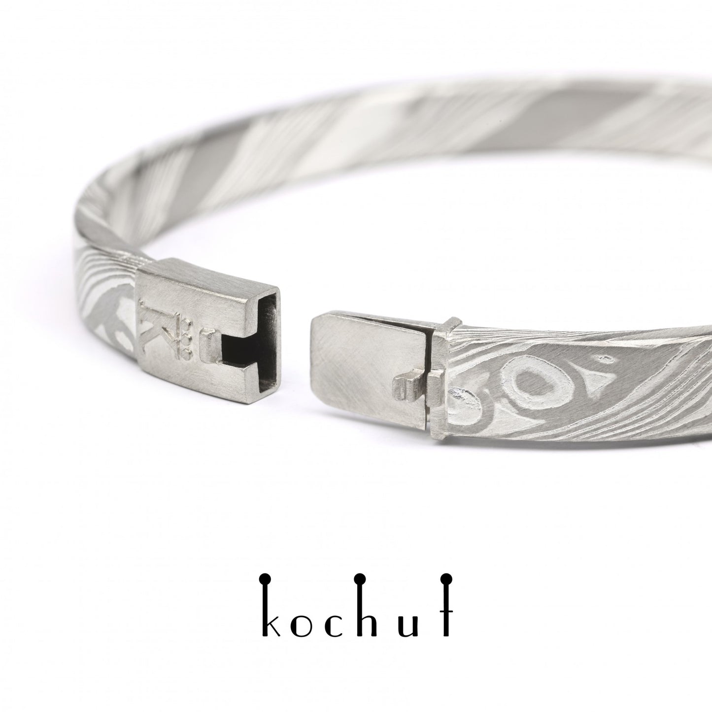 Enso – Mokume-Armband aus Palladium, Weißgold und geätztem Silber