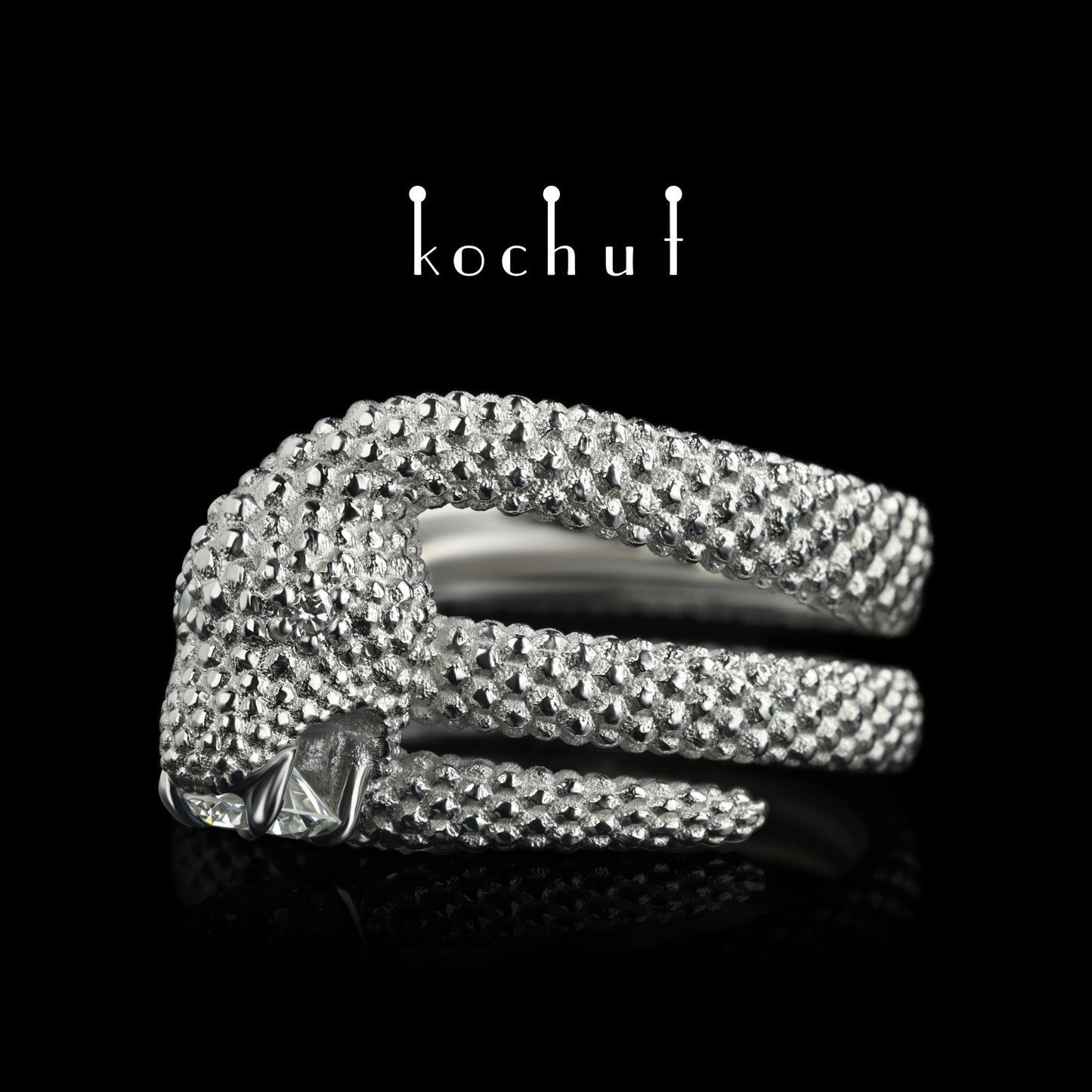 Die Liebe der Zügellosen - Ring aus Platin mit Diamanten