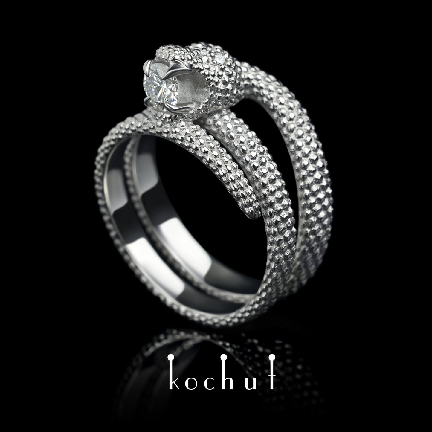 Die Liebe der Zügellosen - Ring aus Platin mit Diamanten