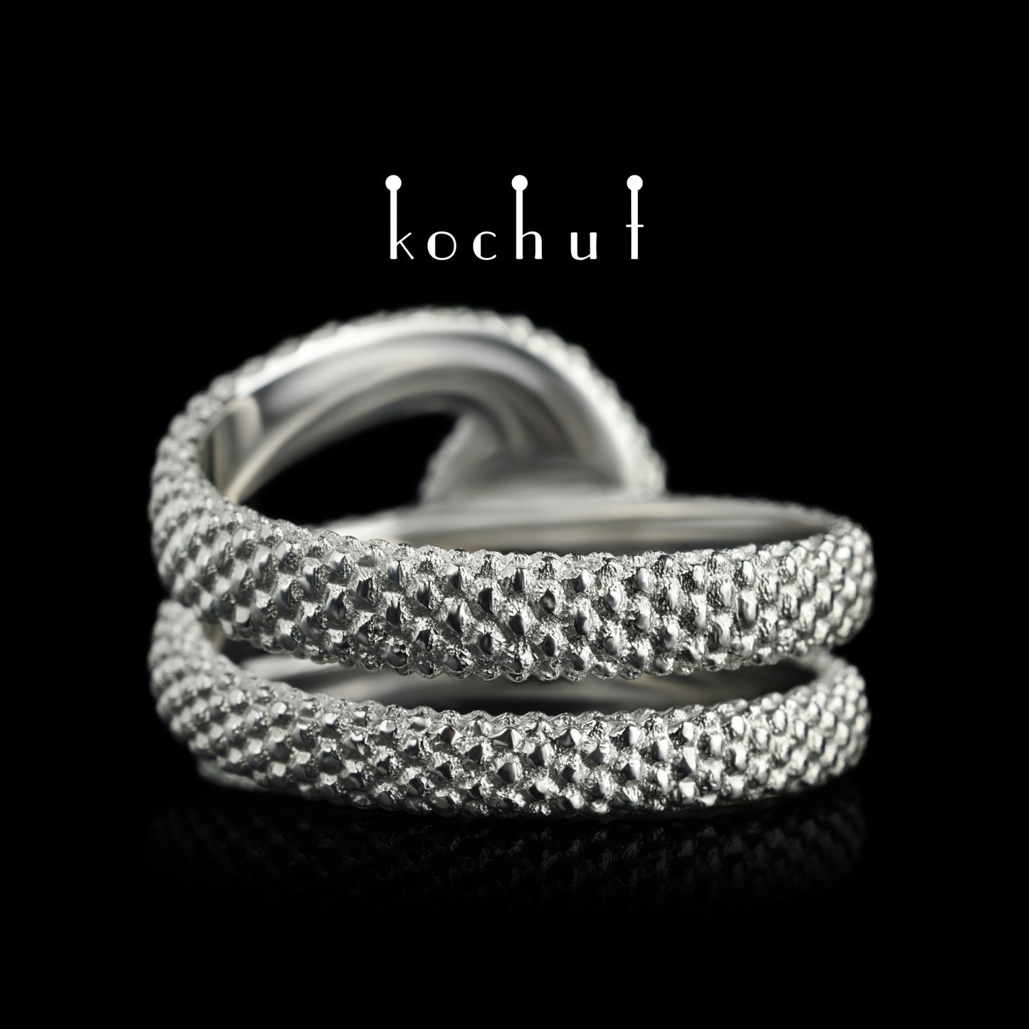 Die Liebe der Zügellosen - Ring aus Platin mit Diamanten
