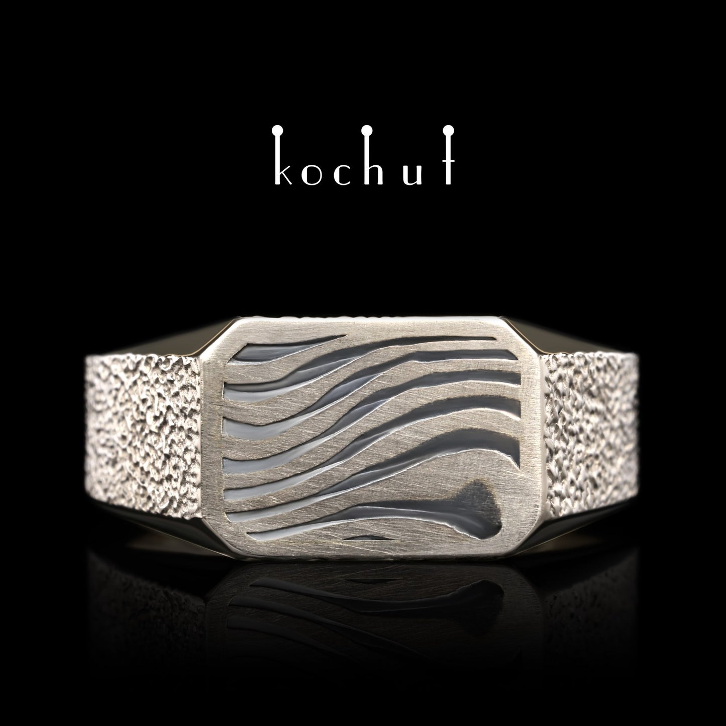 Kоgen – Mokume-Ring aus Palladiumgold, oxidiertem und geätztem Silber