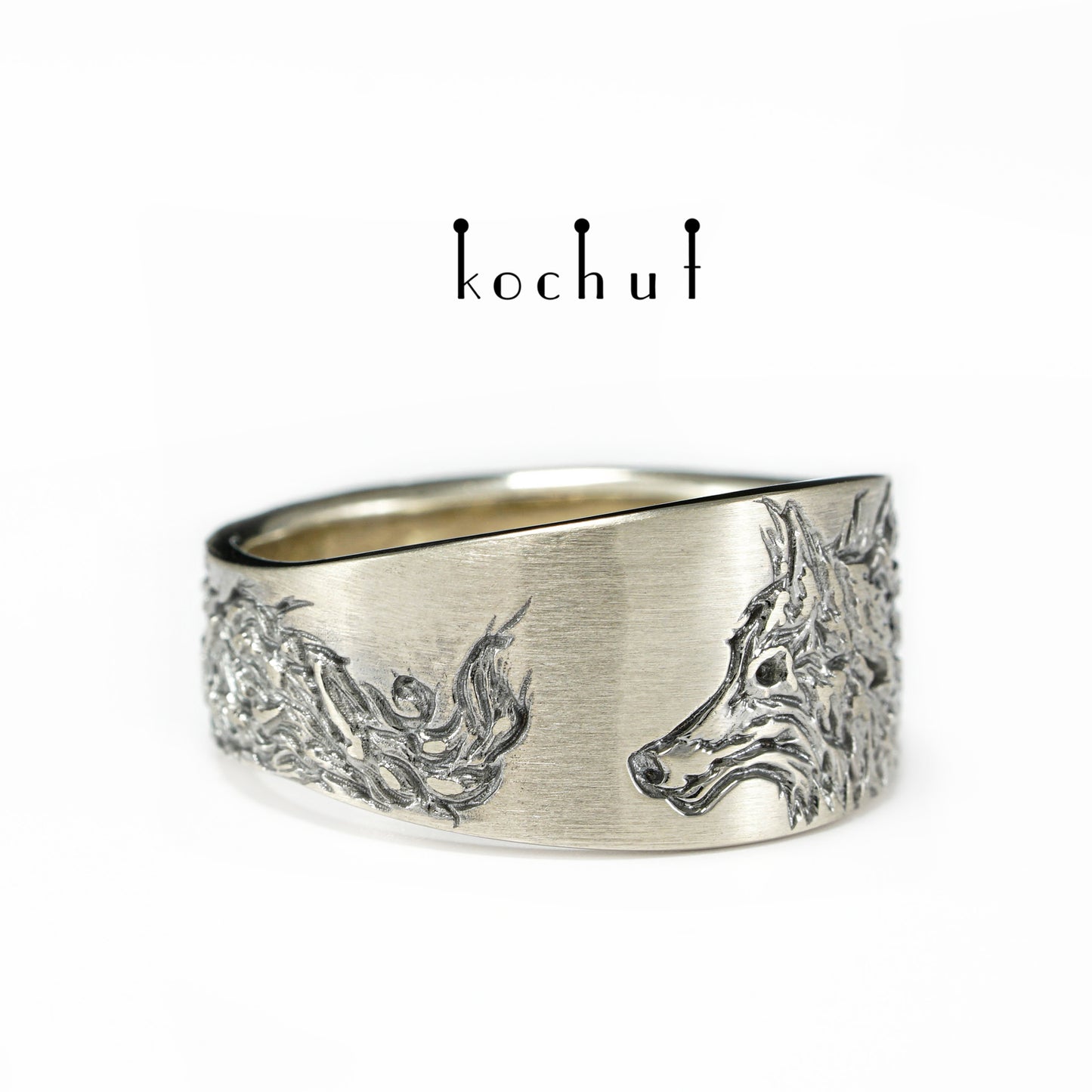 Dunkler Wolf — Weißgoldring mit schwarzem Rhodium
