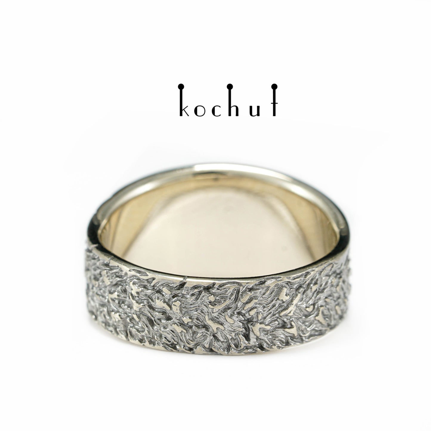 Dunkler Wolf — Weißgoldring mit schwarzem Rhodium