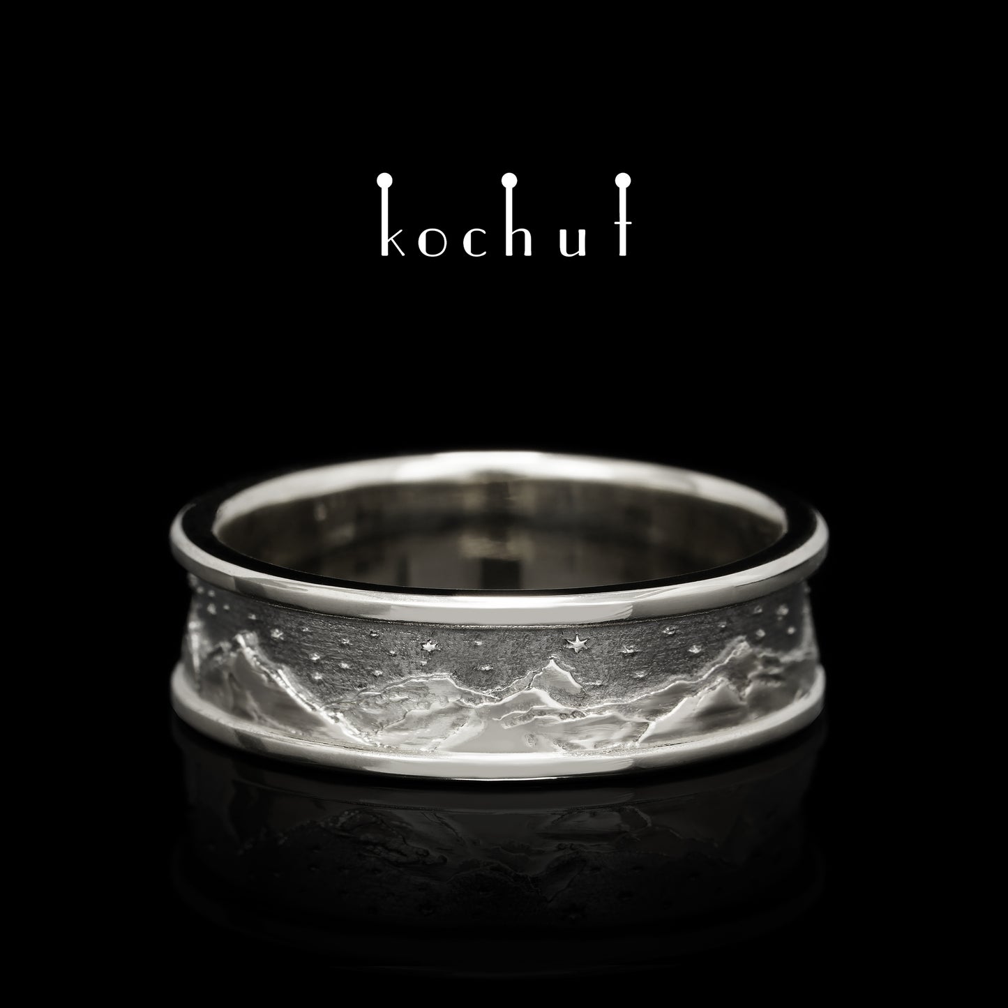 Höhen der Liebe: Sonne und Mond — Ehering aus oxidiertem Silber