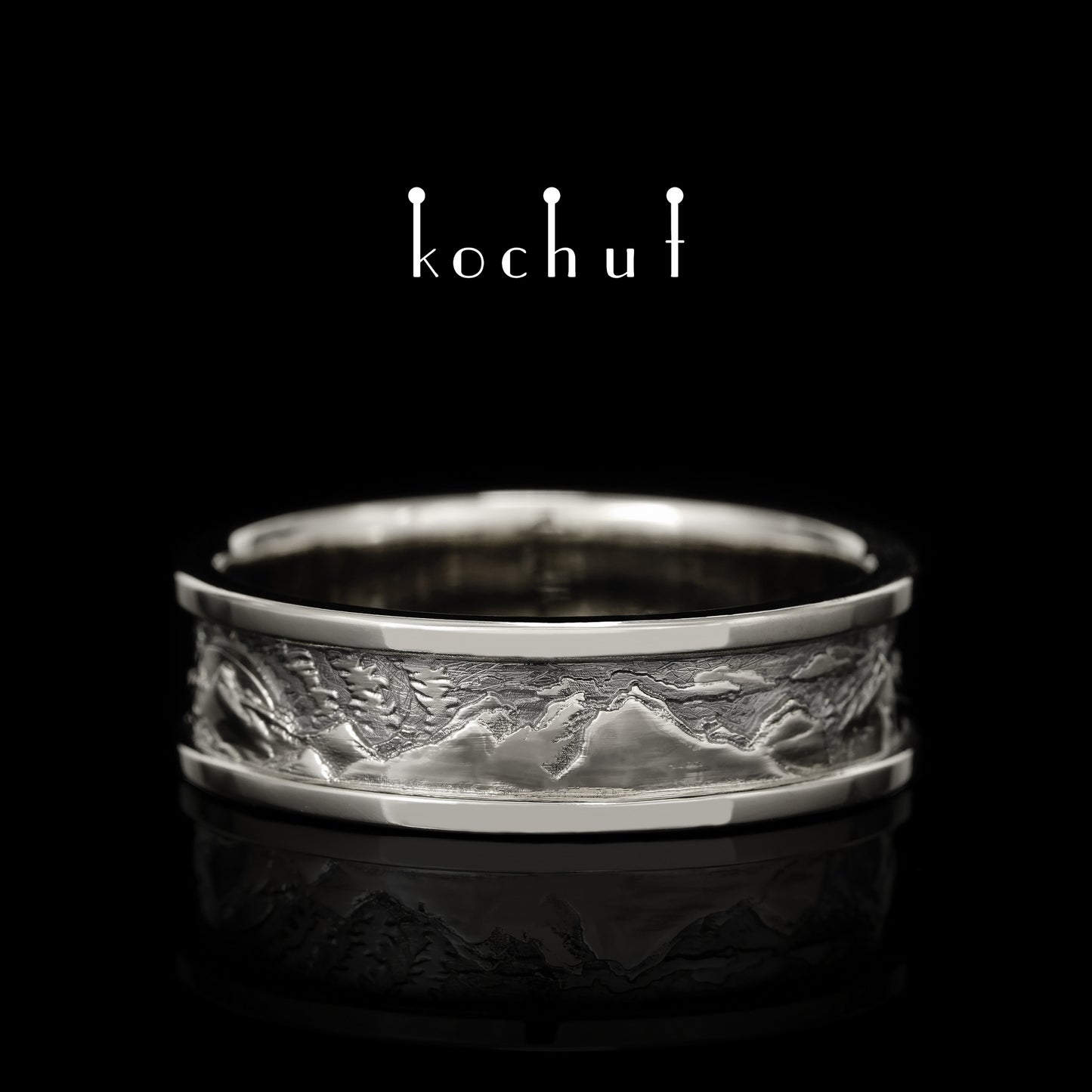 Höhen der Liebe: Sonne und Mond — Ehering aus oxidiertem Silber