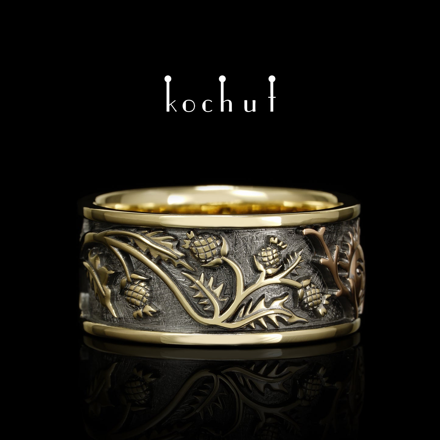 Alchemie der Liebe — Ehering aus Gelb- und Rotgold, überzogen mit schwarzem Rhodium