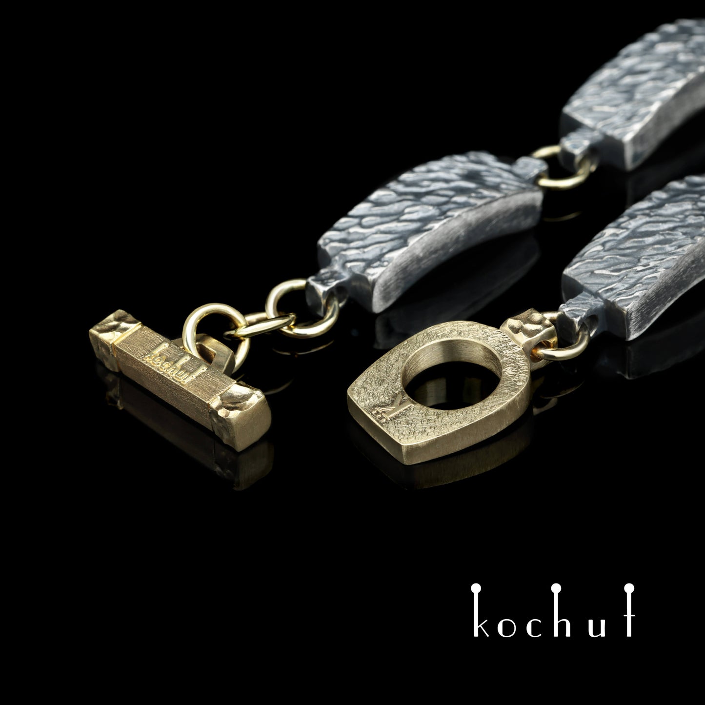 Wellen der Ruhe — Armband aus oxidiertem Silber und Gelbgold