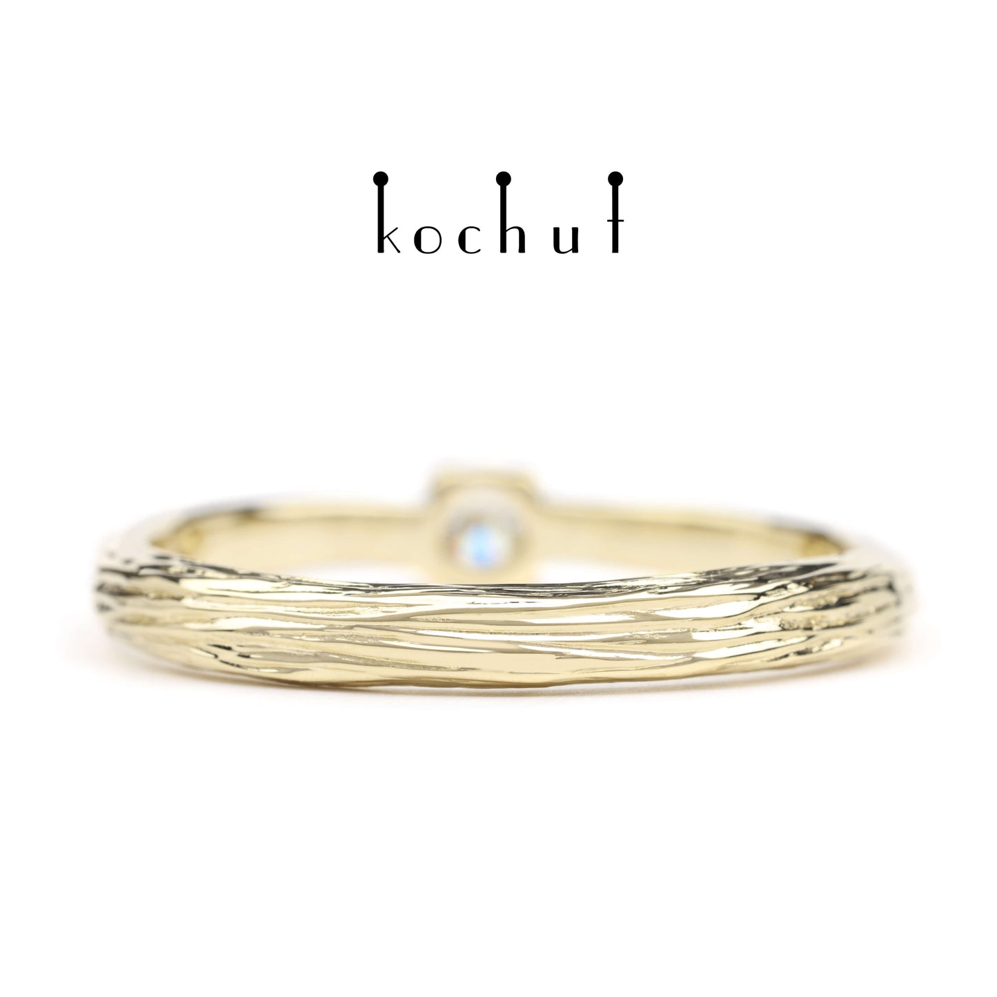 Zartes Zweig — Gelbgold-Verlobungsring mit Diamant