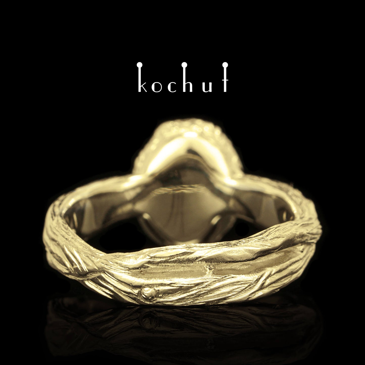 Quelle des Lebens — Ring aus Gelbgold mit einem Topas