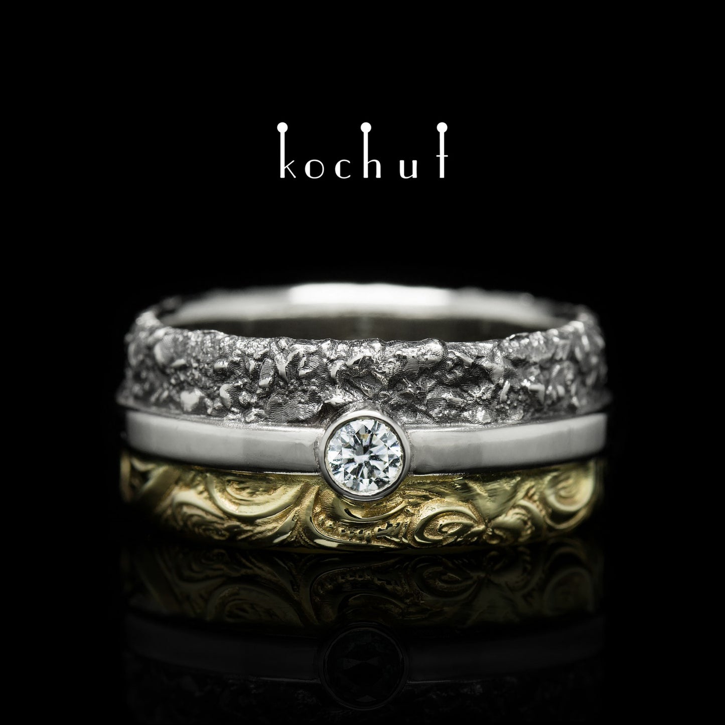 In Freude und Leid — Ring aus Gelbgold, oxidiertem Silber und mit Diamant