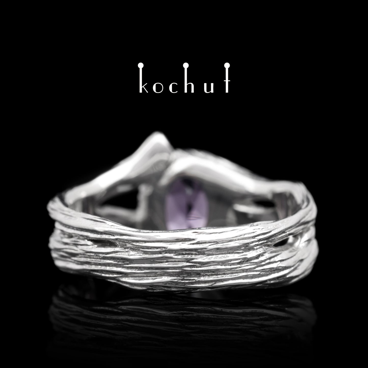 Süße Frucht — Silberring mit Amethysten, überzogen mit weißem Rhodium