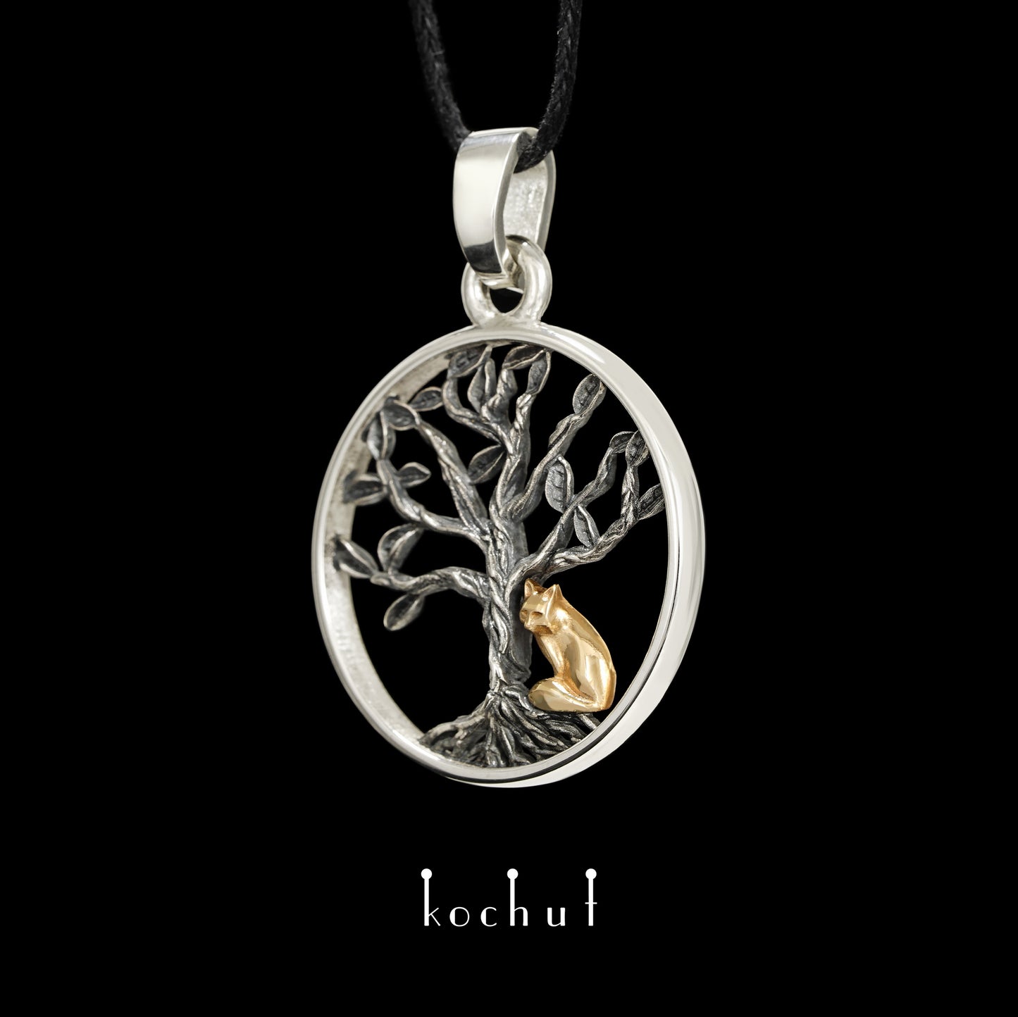 Lebensbaum mit kleinem Fuchs — Anhänger aus oxidiertem Silber und Rotgold