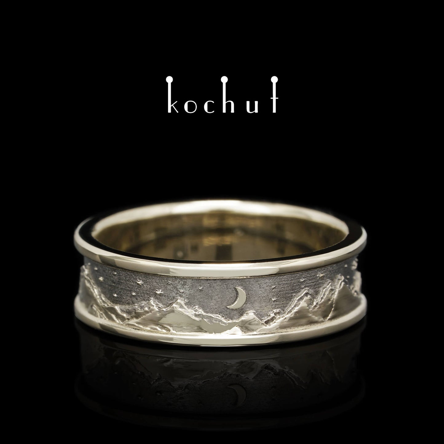 Höhen des Liebes: Sonne und Mond — goldener Ring mit schwarzem Rhodium