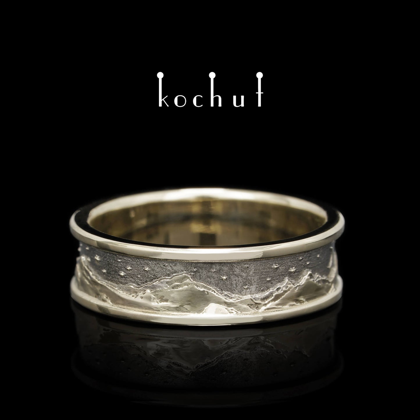 Höhen des Liebes: Sonne und Mond — goldener Ring mit schwarzem Rhodium