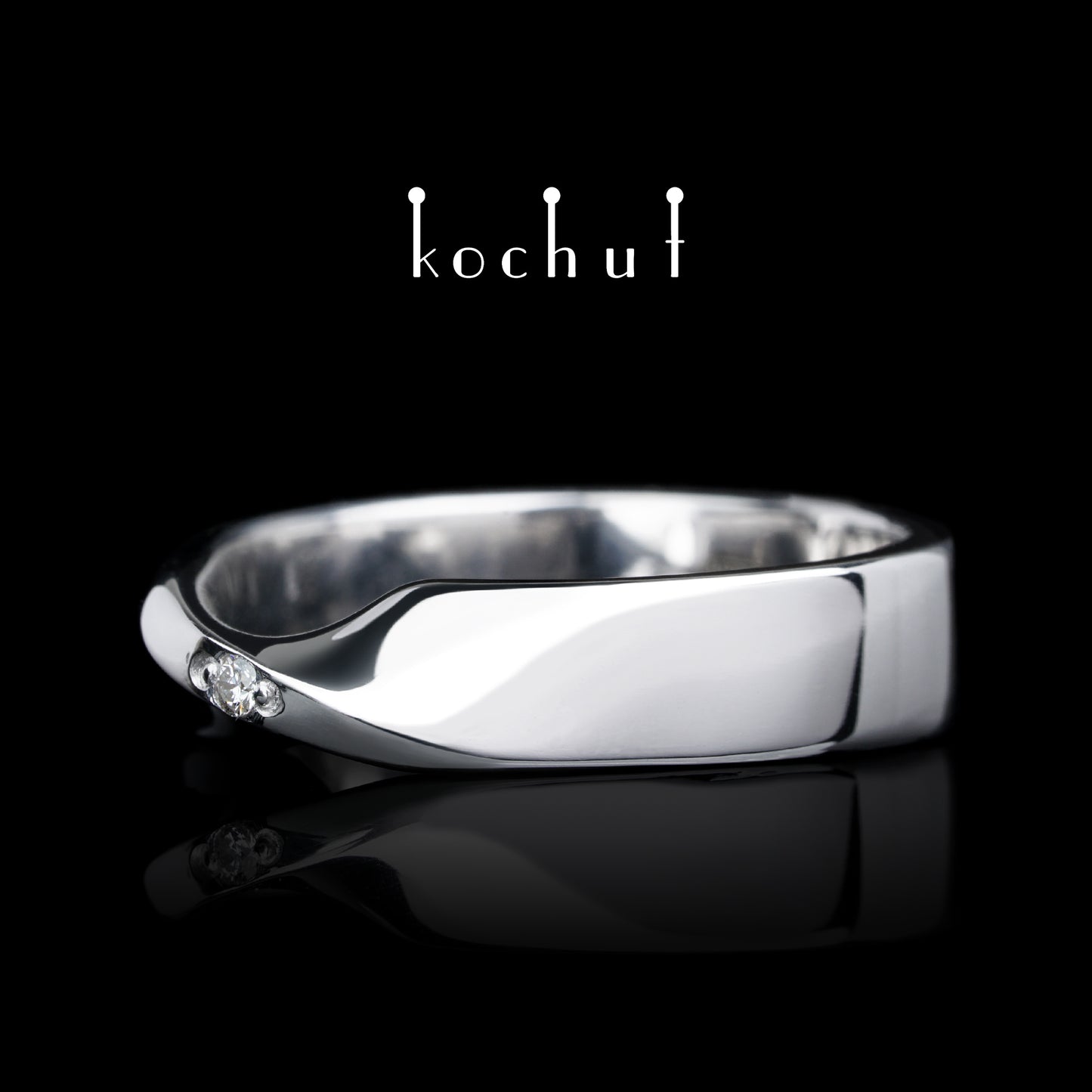 Mobius-Band — Silber-Verlobungsring mit Diamant