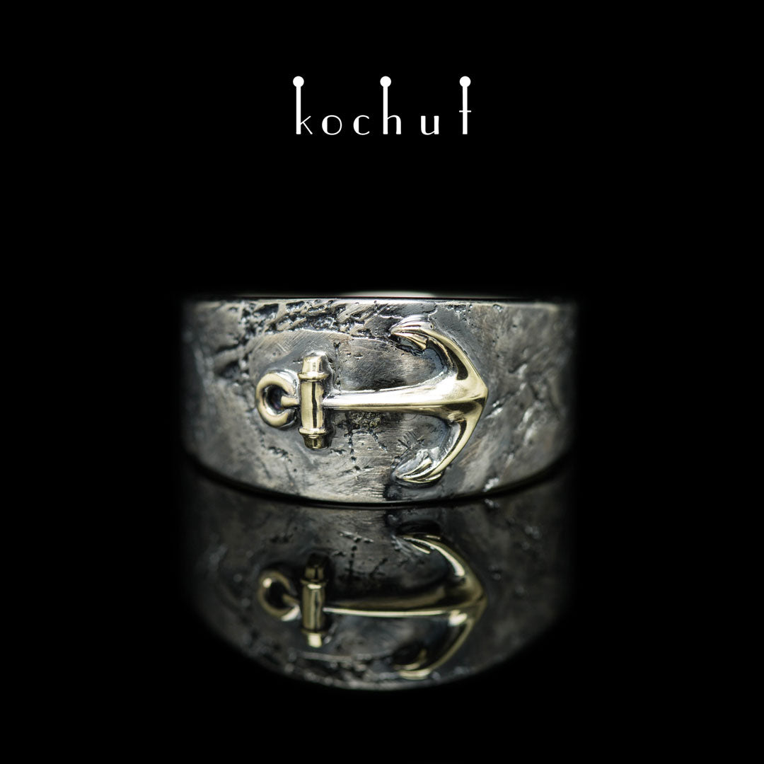 Sea Luck — Ring aus Weiß- und Gelbgold, mit schwarzem Rhodium überzogen