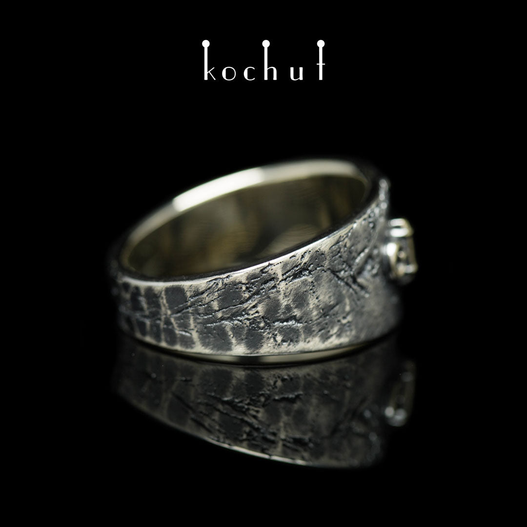 Sea Luck — Ring aus Weiß- und Gelbgold, mit schwarzem Rhodium überzogen