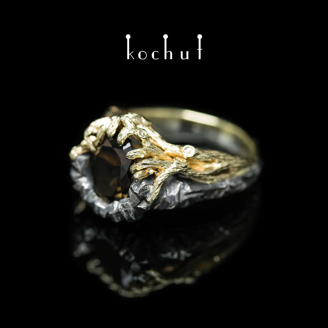 Dominant — Ring aus oxidiertem Silber und Gelbgold mit Rauchquarz