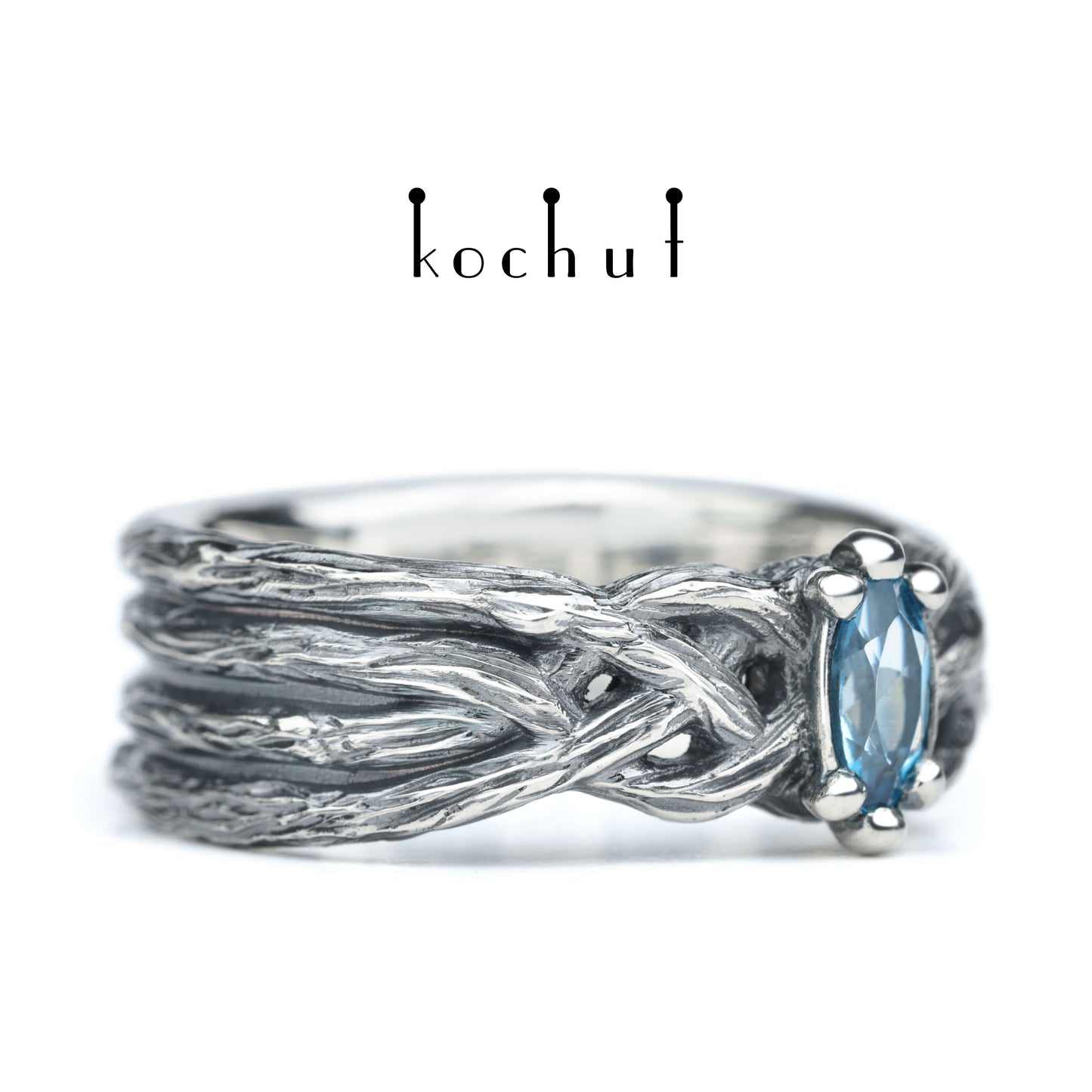 All-Seeing Eye — Ring aus oxidiertem Silber mit Topas