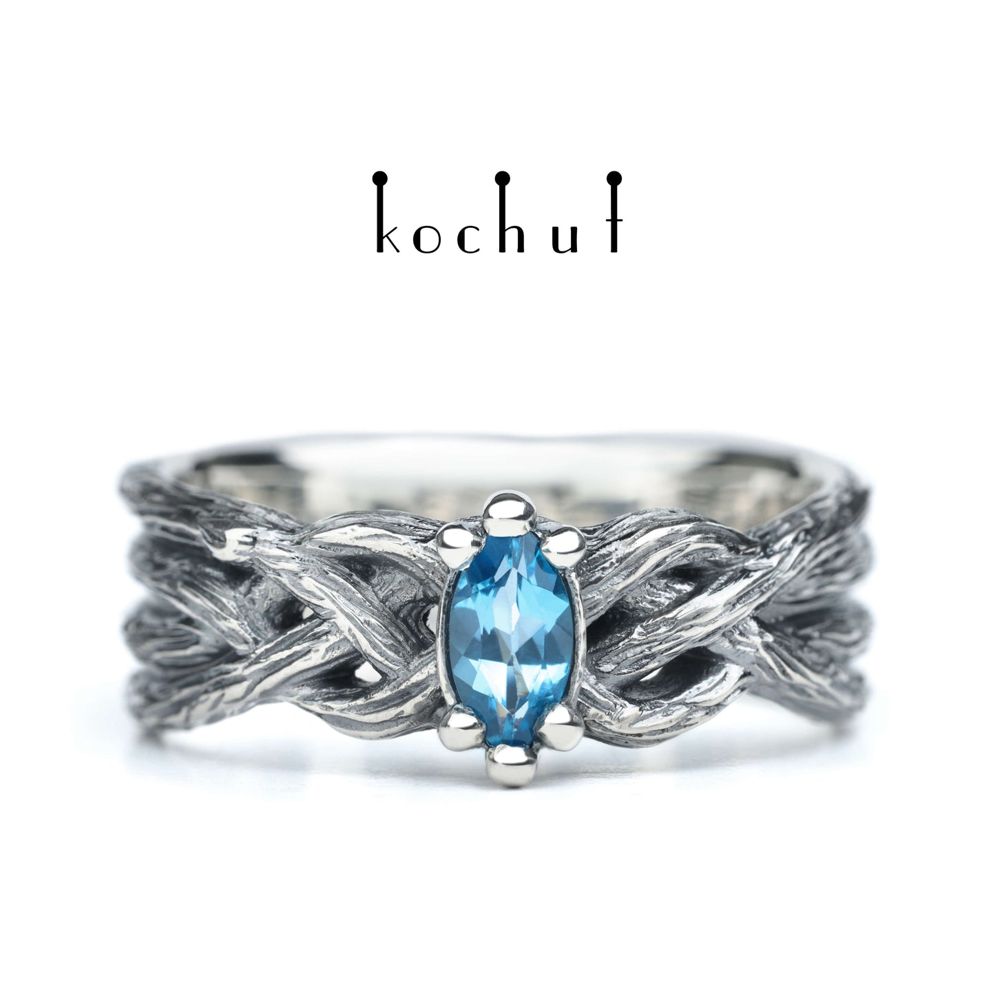 All-Seeing Eye — Ring aus oxidiertem Silber mit Topas