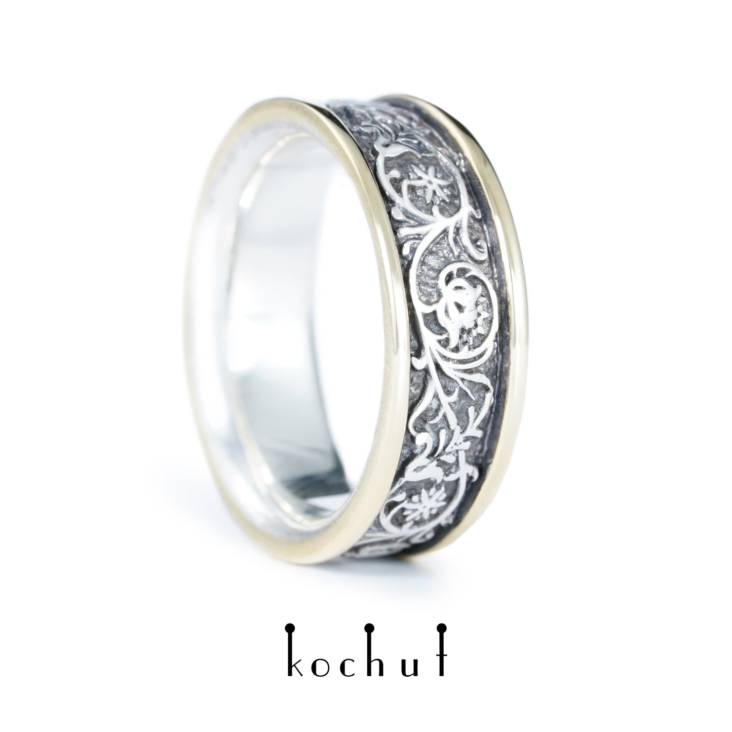 Harmonie der Natur mit zwei Ringen — Ehering aus Silber und Gelbgold, überzogen mit schwarzem Rhodium