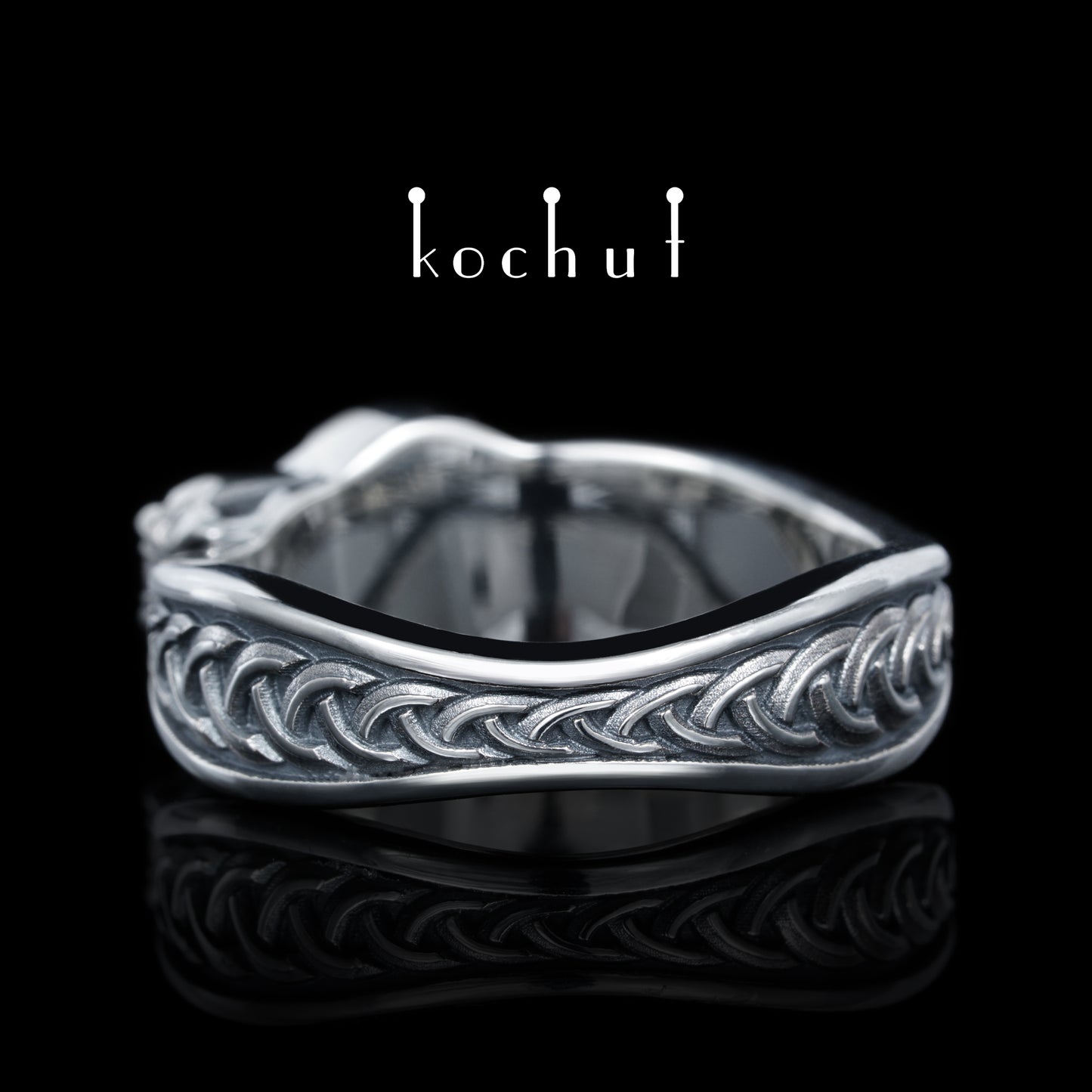 Keltischer Ouroboros — Ring aus oxidiertem Silber und Gelbgold