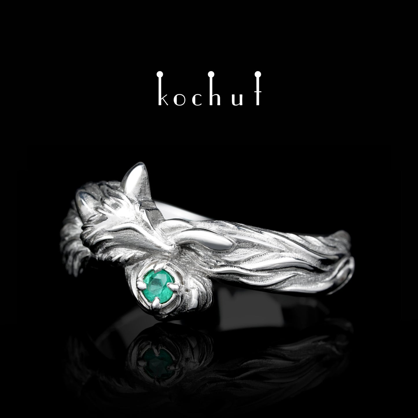 Kleiner Fuchs — Ring aus Silber mit Smaragd, beschichtet mit weißem Rhodium