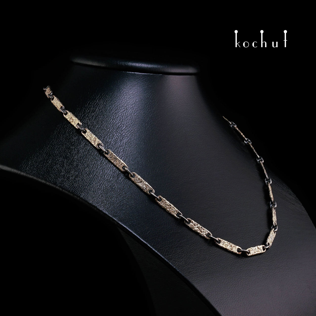 Leib und Seele — eine Kette aus oxidiertem Silber und Gelbgold