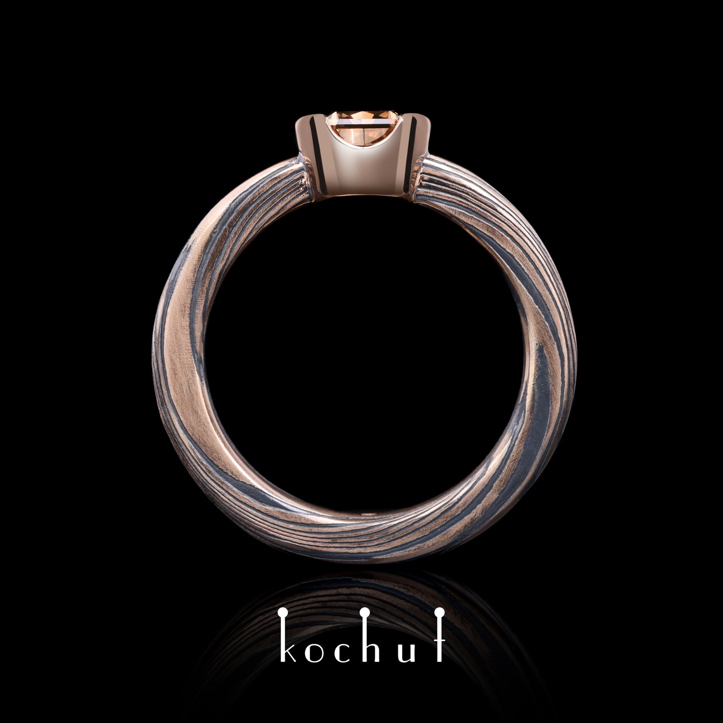 Jugen — Mokume-Ring aus Rotgold und graviertem, oxidiertem Silber mit Diamant, beschichtet mit Oxidation