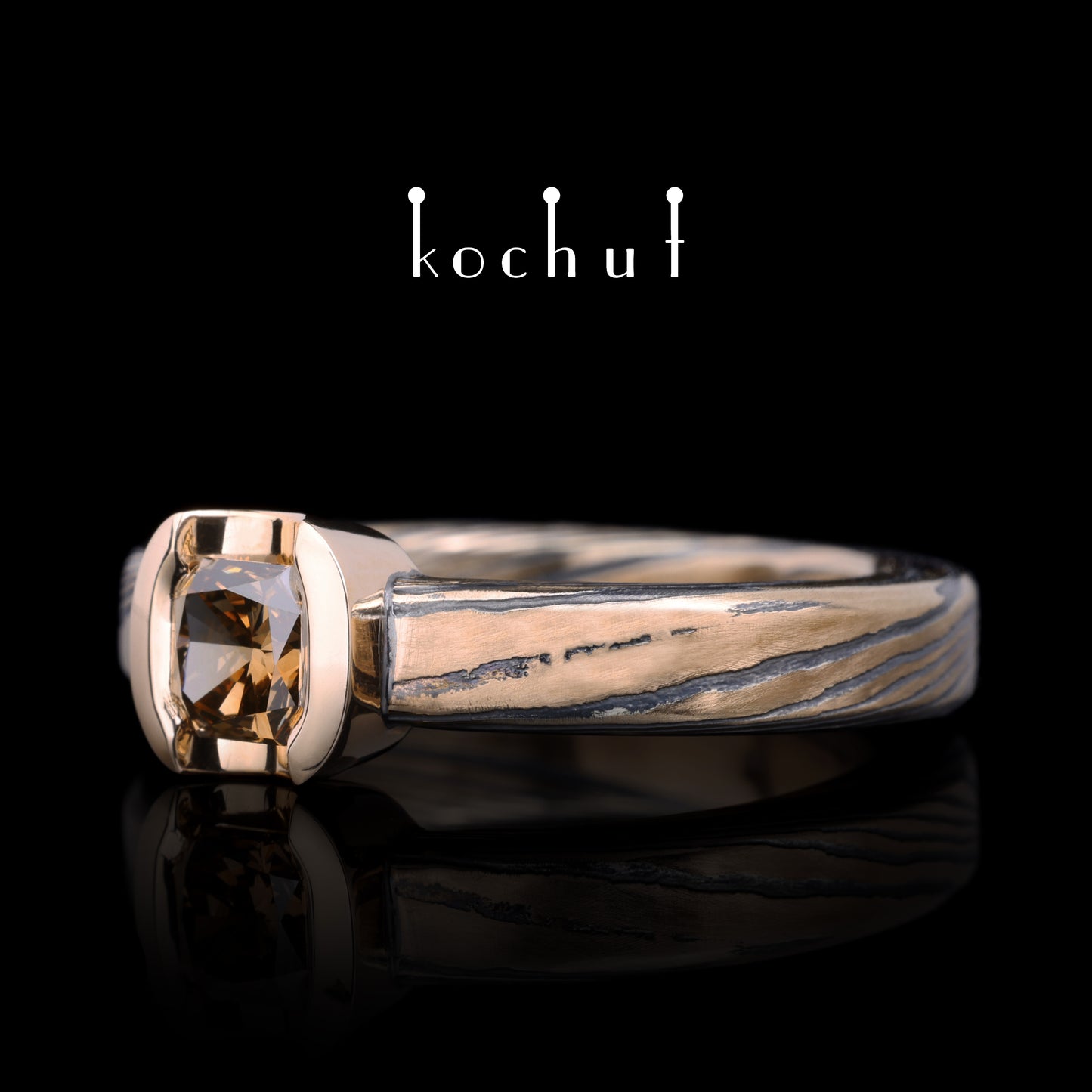 Jugen — Mokume-Ring aus Rotgold und graviertem, oxidiertem Silber mit Diamant, beschichtet mit Oxidation