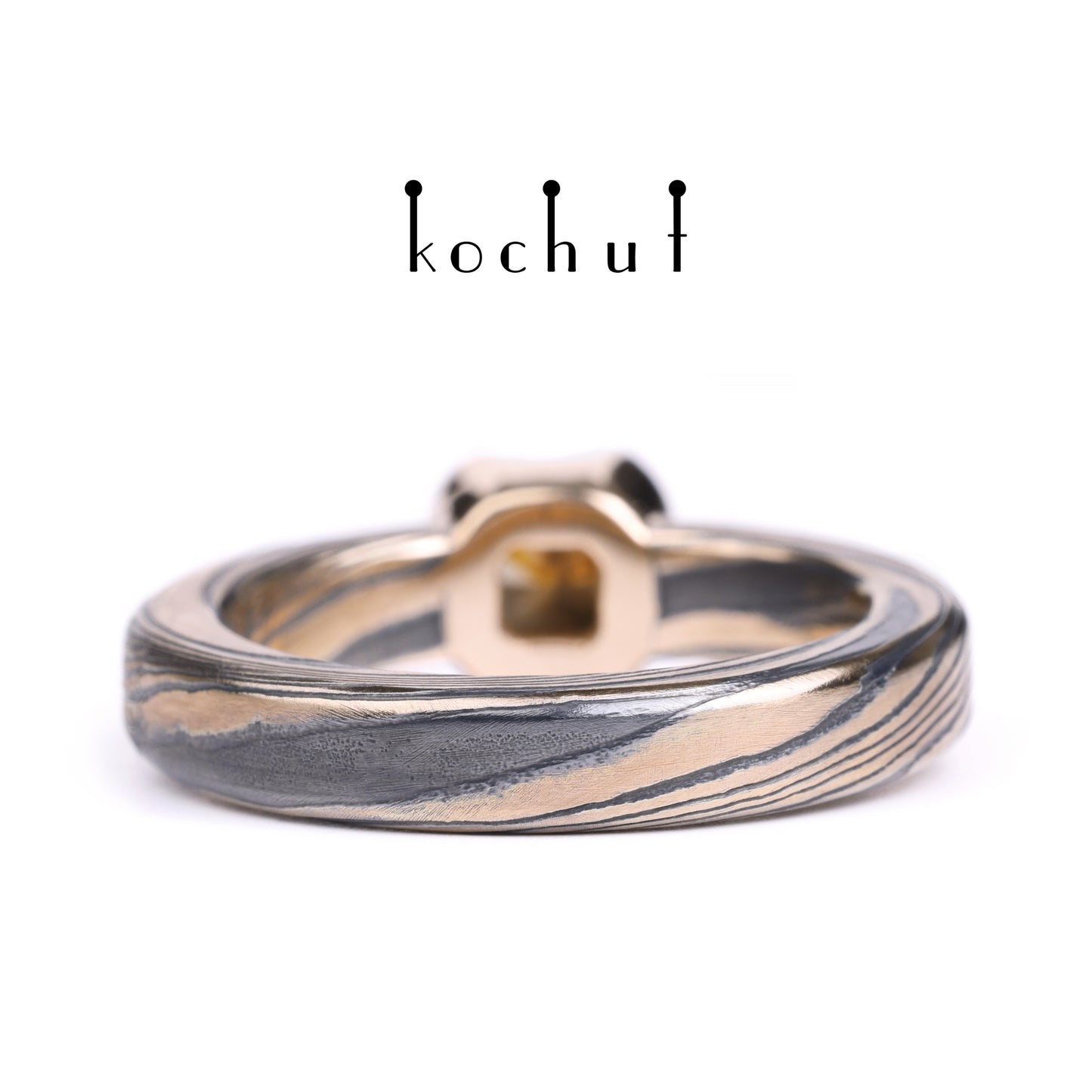 Jugen — Mokume-Ring aus Rotgold und graviertem, oxidiertem Silber mit Diamant, beschichtet mit Oxidation