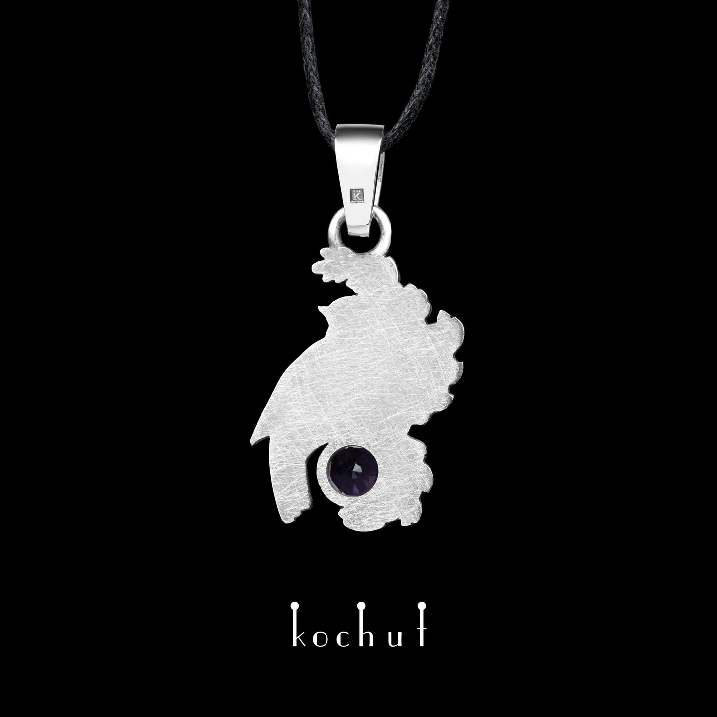 Vogel auf einem Lavendelzweig — Anhänger aus oxidiertem Silber mit Amethyst