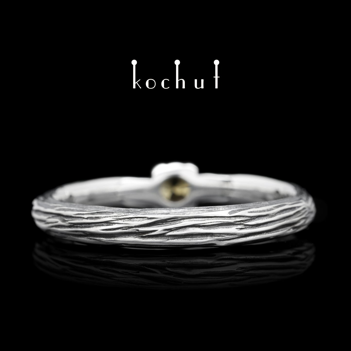 Zartes Zweig — Ring aus oxidiertem Silber mit Citrin