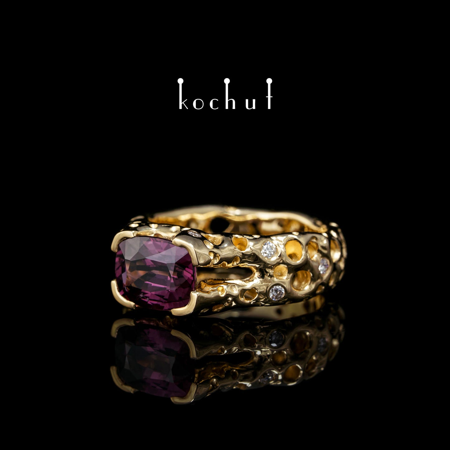 Oriental Tale — Ring aus gelbem 18-karätigem Gold mit Spinell und Diamanten
