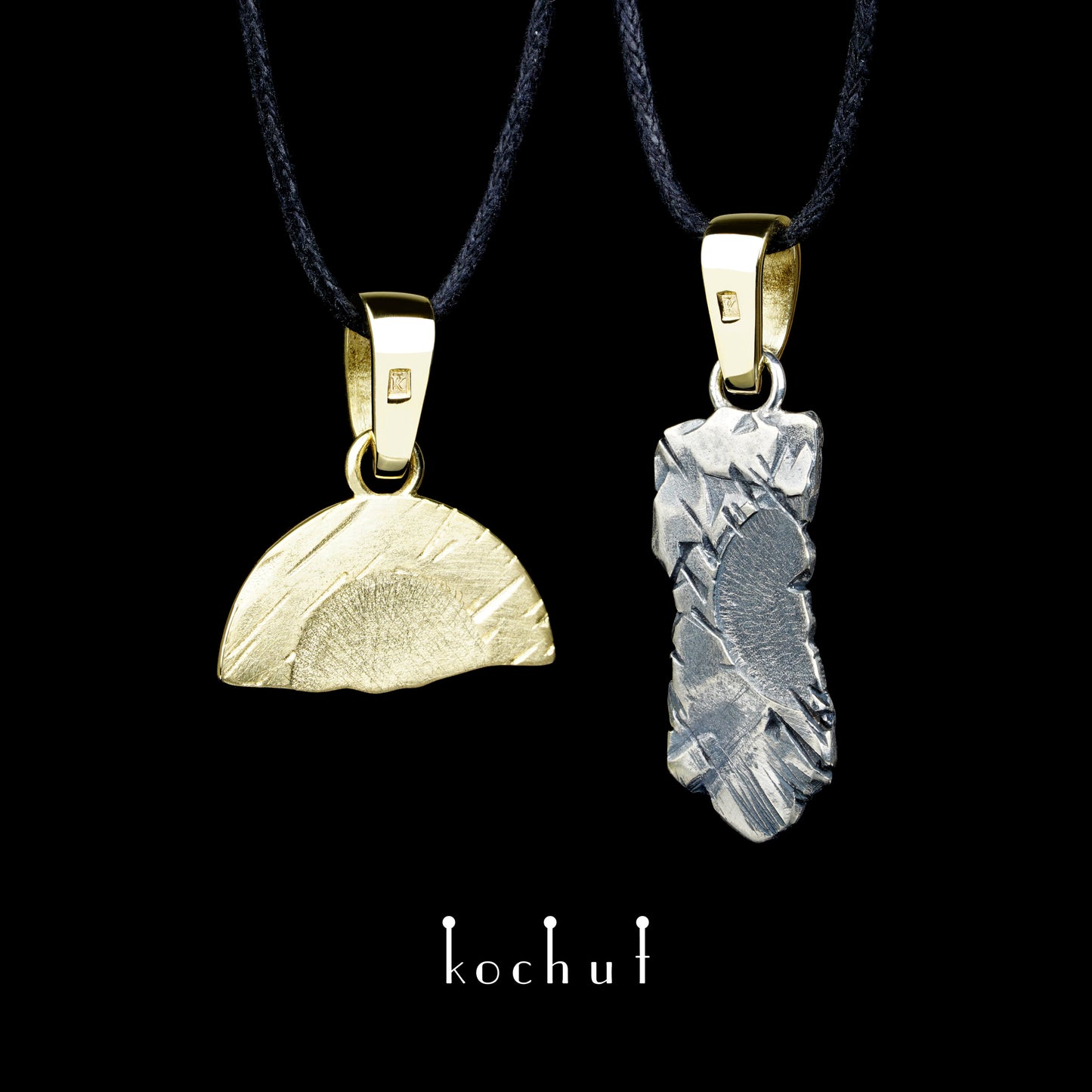 Schreibe mir — Doppel-Anhänger aus oxidiertem Silber und Gelbgold mit schwarzem Rhodium