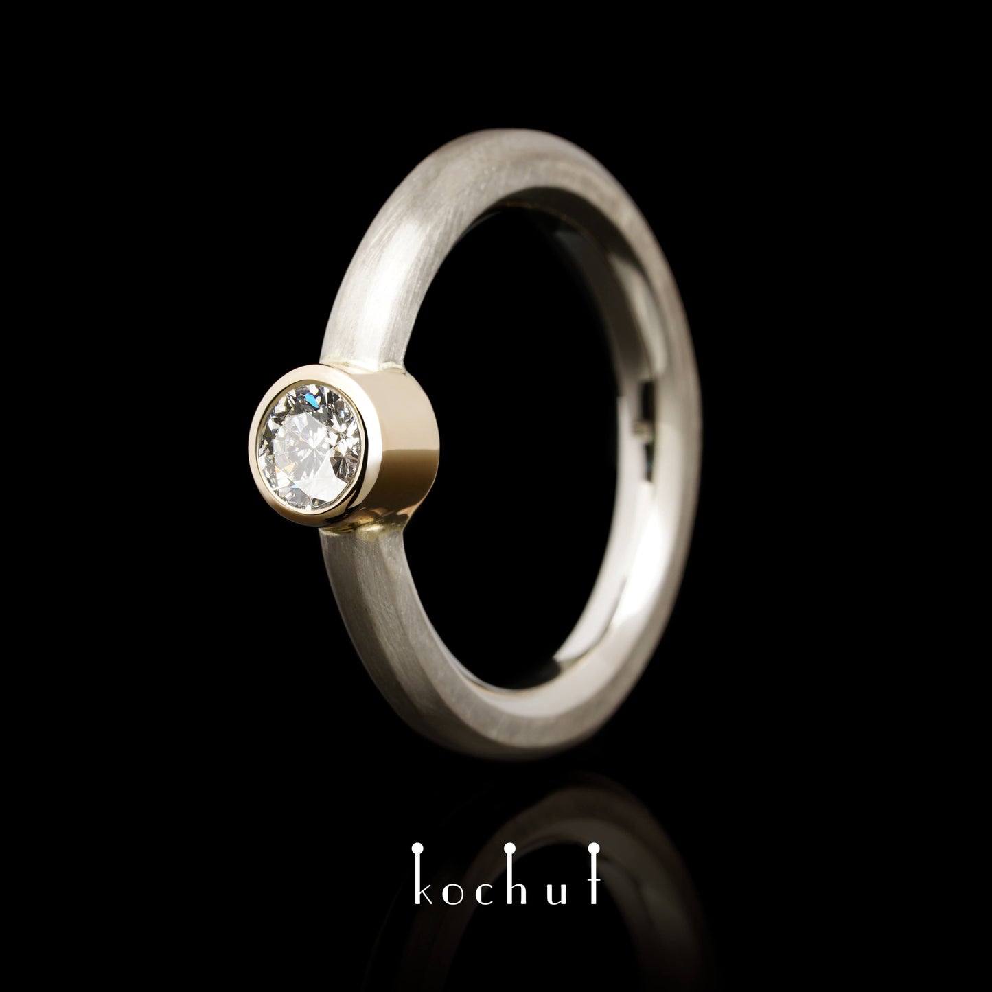Cinderella — Verlobungsring aus Palladium und Rotgold mit Diamant